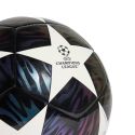 Futbalová lopta Adidas UCL 25/26 Final Club + darček z nášho obchodu!